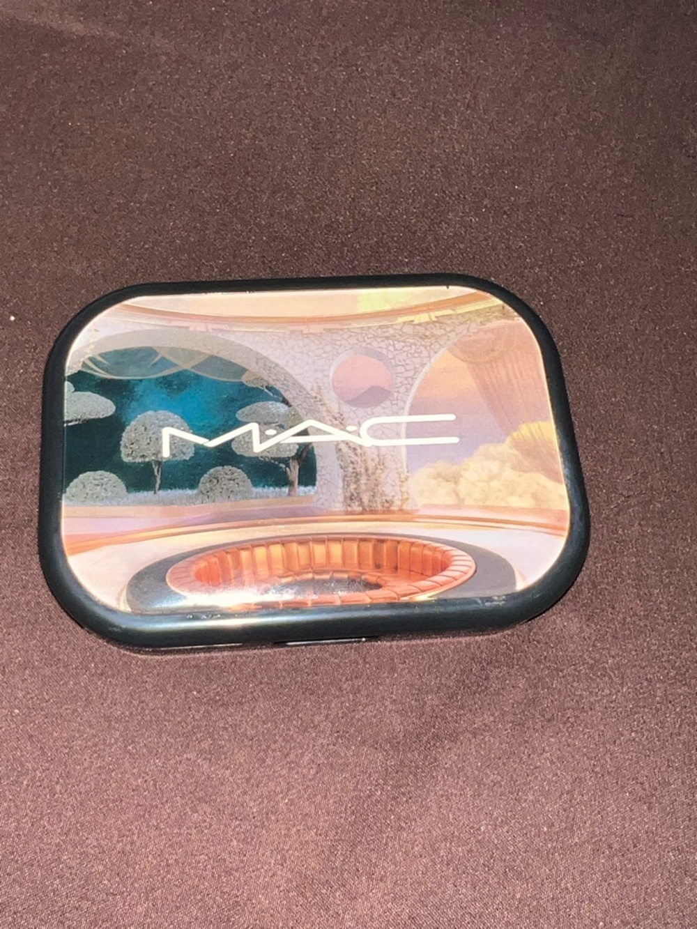 MAC Decorative Compact Palette in Multicolor